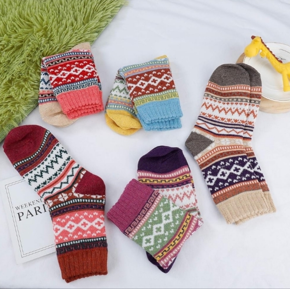 Retro Multicolor Hygge YZKKE 5-Pack Cozy Knit Wool Thick Winter Crew Socks